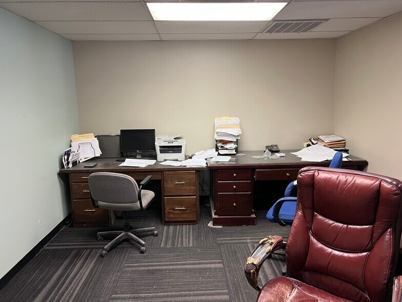 More Photos Of 3267 S 300 W, Salt Lake City Manufacturing For Lease
