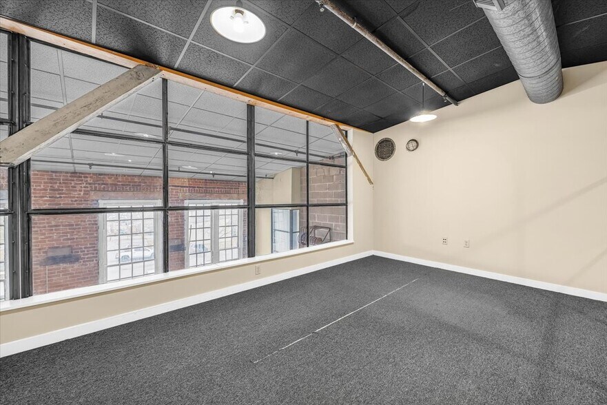 More Photos Of 241 E 4th St, Frederick Loft Creative Space For Sale