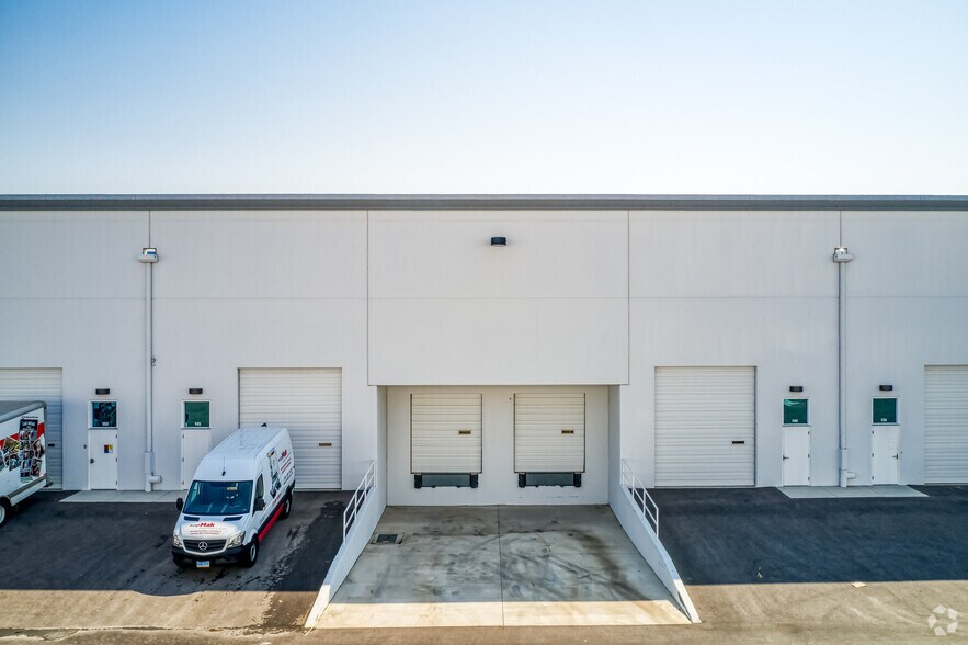 More Photos Of 7375 Commercial Way, Henderson Warehouse For Lease