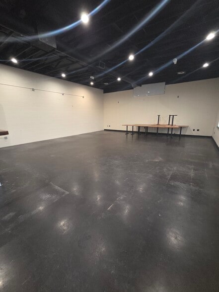 More Photos Of 21900 SW Alexander Ln, Sherwood Office For Lease