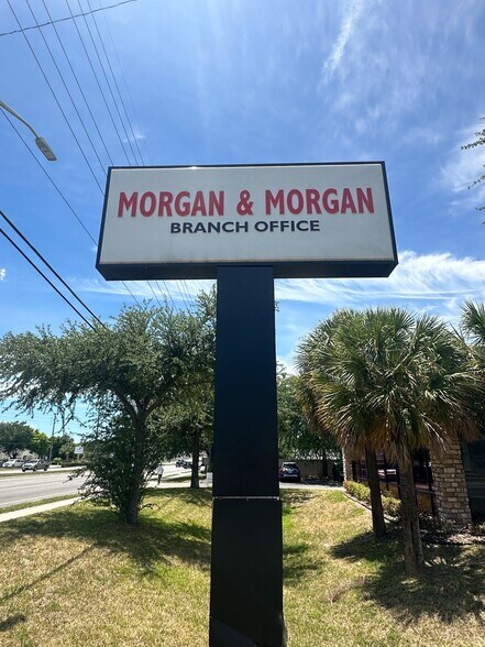 More Photos Of 5801 W Colonial Dr, Orlando Freestanding For Sale