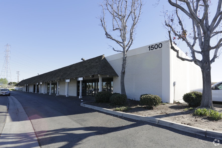 More Photos Of 1591 S Sinclair St, Anaheim Unknown For Lease