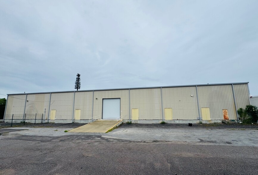 More Photos Of 4700 Walgreen Rd, Jacksonville Warehouse For Lease