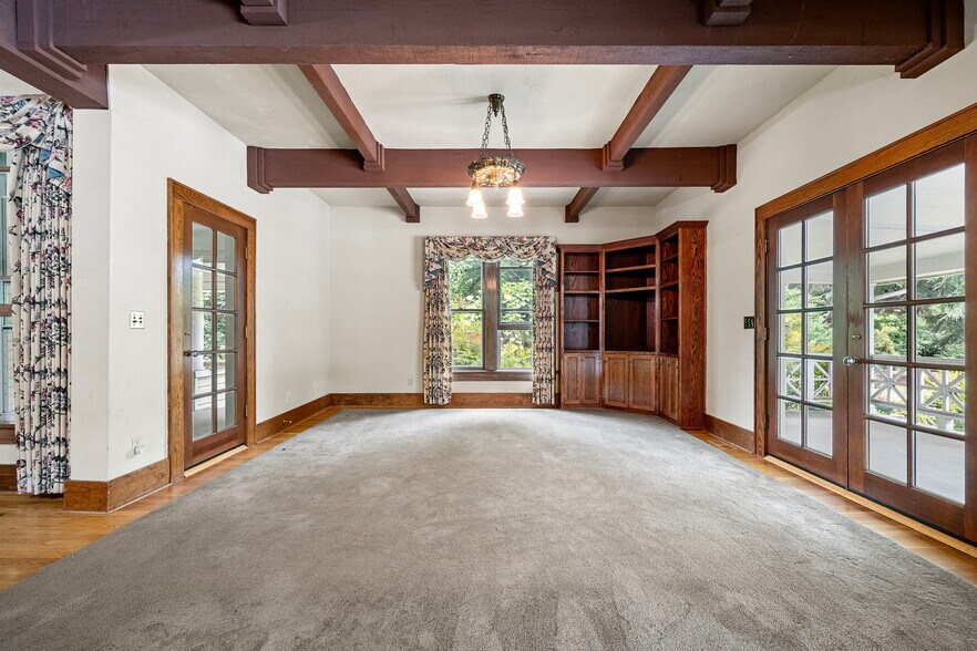 More Photos Of 292 S Garden Way, Eugene Land For Sale