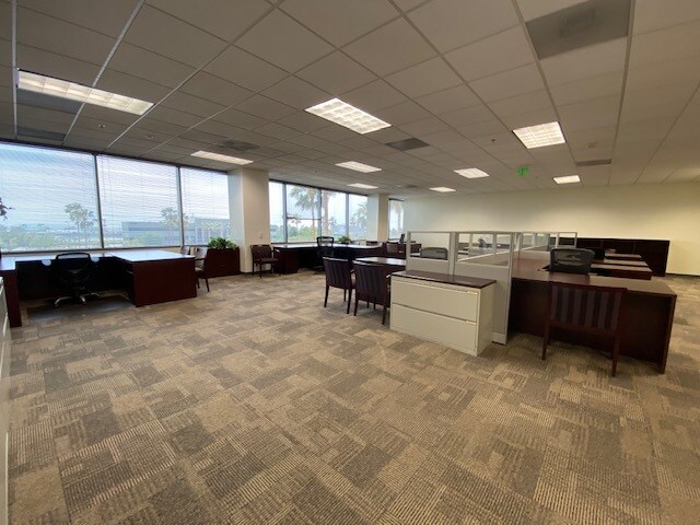 More Photos Of 4200 Concours, Ontario Office For Lease