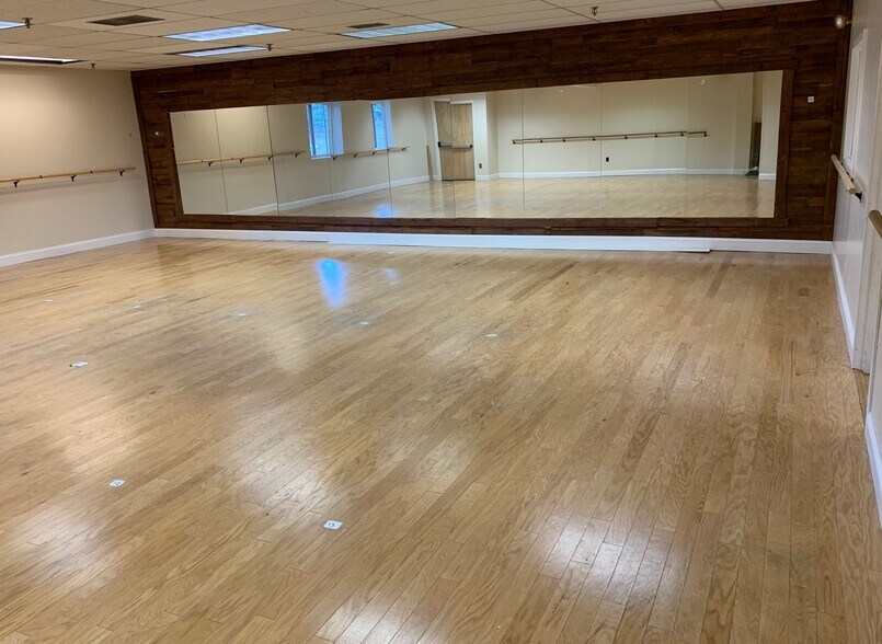 More Photos Of 45 Knight St, Jaffrey Light Manufacturing For Lease