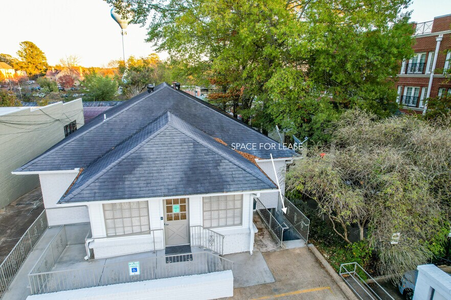 More Photos Of 409 S Lamar Blvd, Oxford Office Residential For Lease