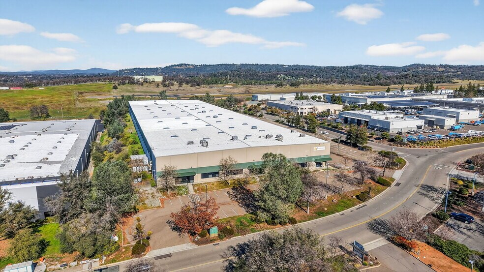 More Photos Of 12745 Earhart Ave, Auburn Distribution For Lease