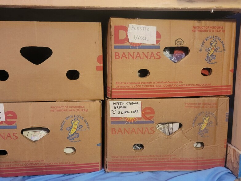 More Photos Of 1045 Eagon St, Barberton Manufacturing For Sale