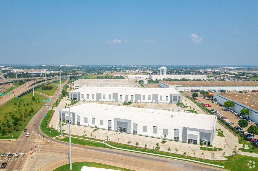 More Photos Of 5351 Samuell Blvd, Mesquite Unknown For Lease