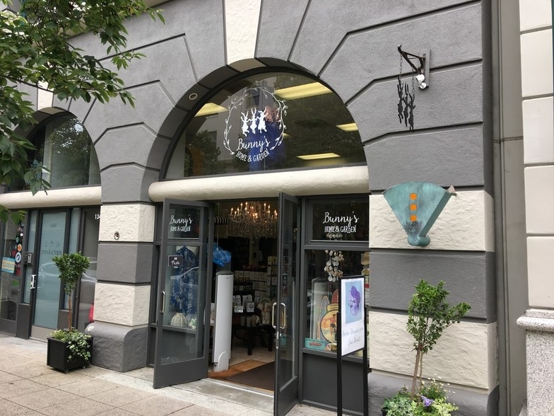 More Photos Of 1347-1349 Pacific Ave, Santa Cruz Storefront For Lease