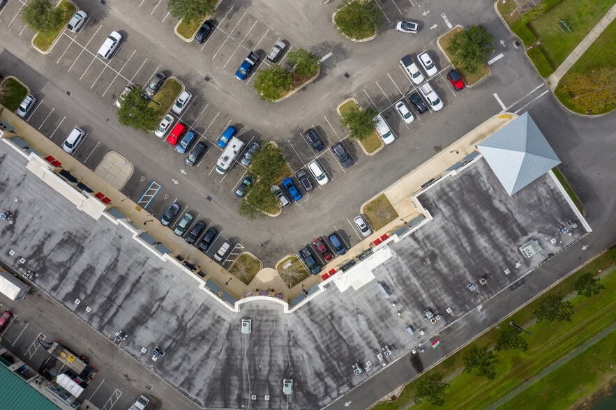 More Photos Of 2219 County Road 220, Middleburg General Retail For Sale