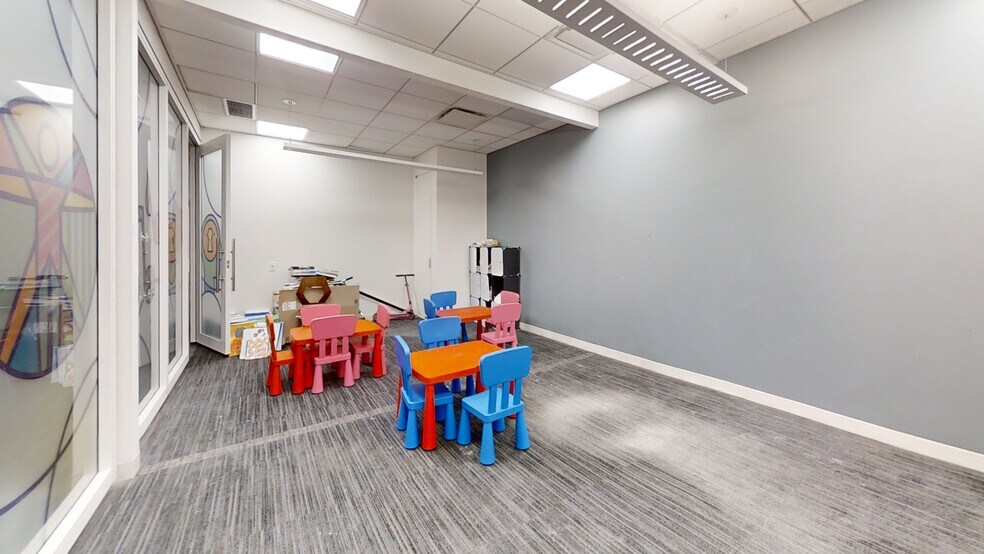 More Photos Of 1333 60th St, Brooklyn Office For Sale