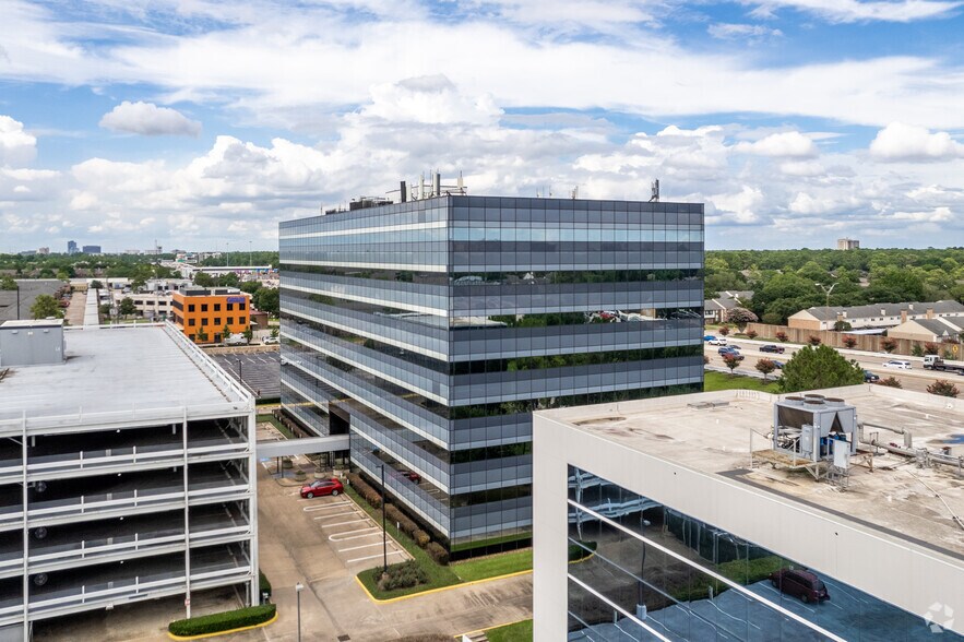 More Photos Of 1250 W Sam Houston Pky, Houston Office For Lease