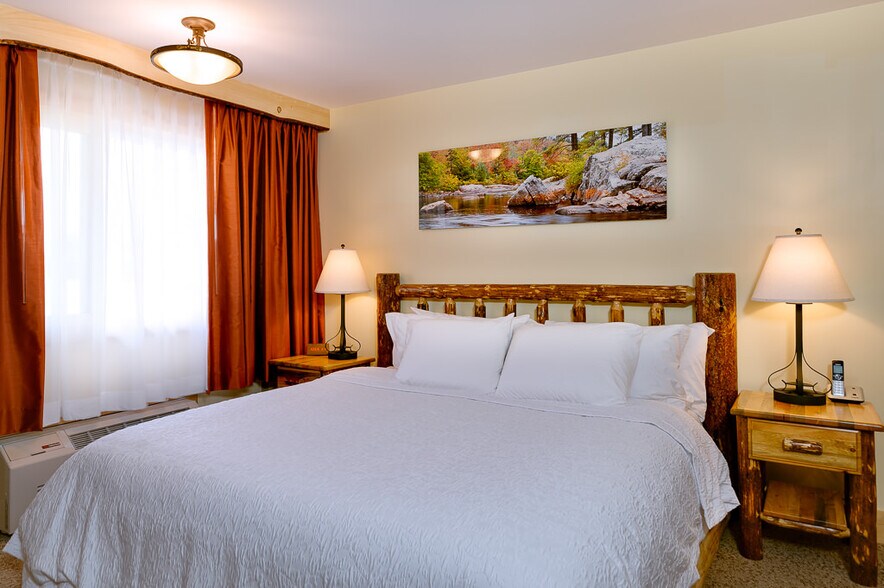 5675 NYS Route 86, Wilmington, NY 12997 Hotel For Sale