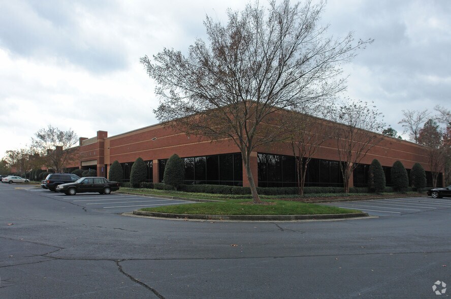 More Photos Of 5430 Metric Pl, Peachtree Corners Office For Sale