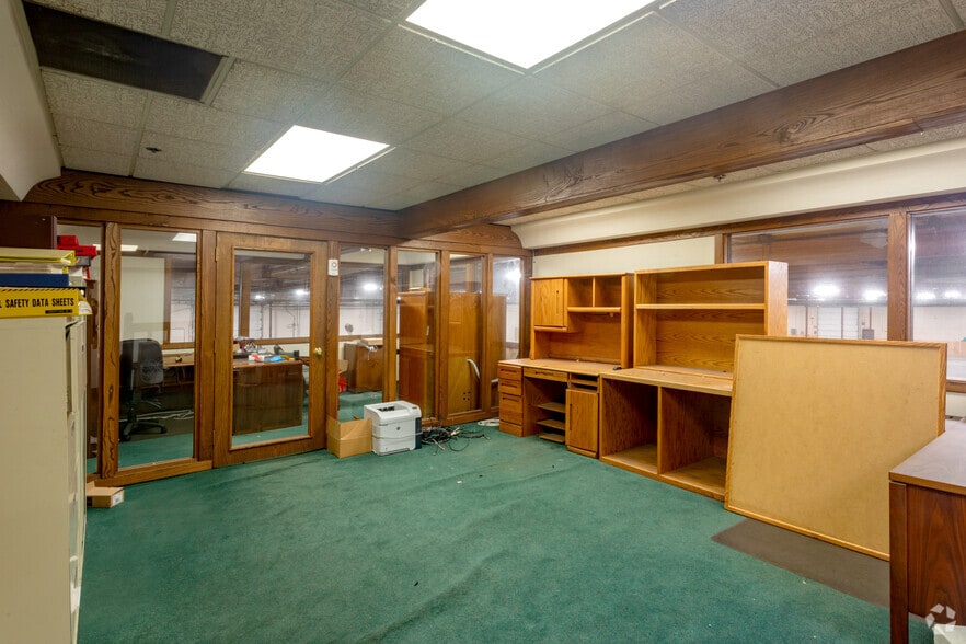 More Photos Of 1833 Stearman Ave, Hayward Manufacturing For Lease