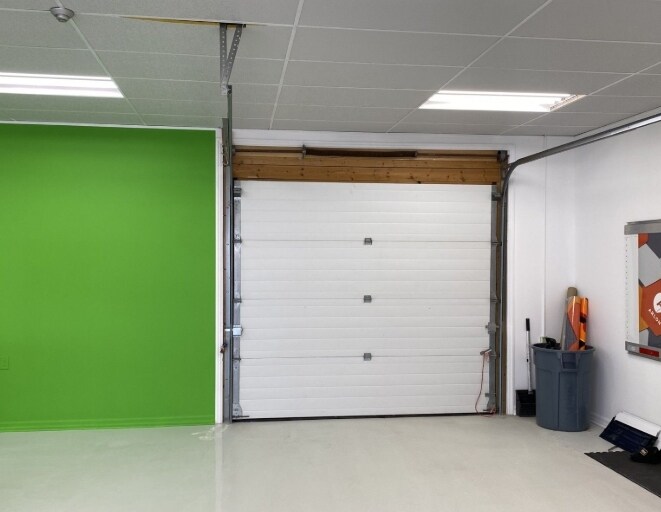 More Photos Of 8358 Dale Rd, Hamilton Service For Lease