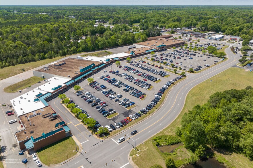 More Photos Of 101-169 Junction Dr, Ashland Unknown For Lease