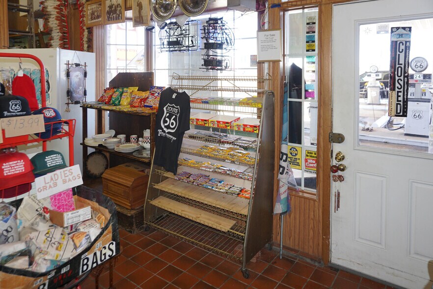 More Photos Of 1413 Martin Springs Dr, Rolla Convenience Store For Lease
