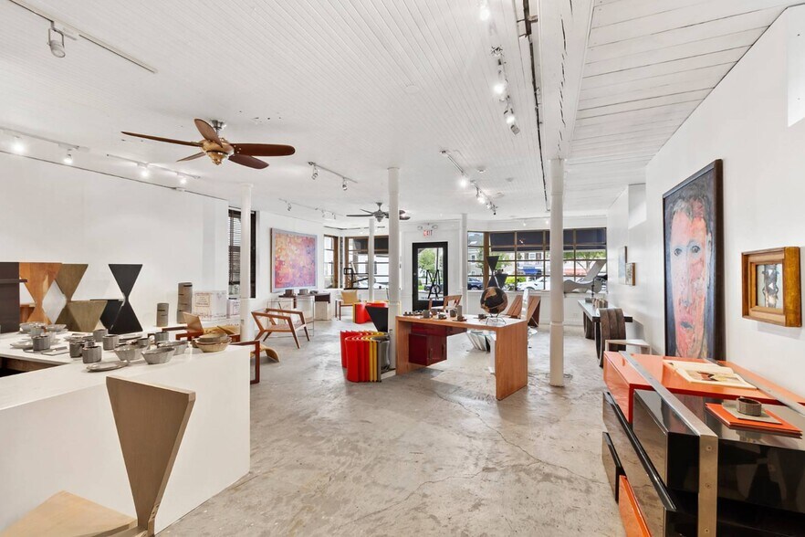 More Photos Of , Sag Harbor General Retail For Sale