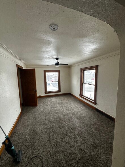 More Photos Of 1269 4th Ave SE, Cedar Rapids Multifamily For Sale