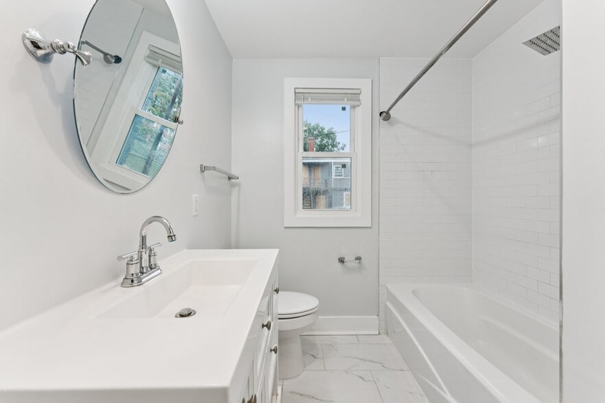 More Photos Of 2822 28th St SE, Washington Apartments For Sale