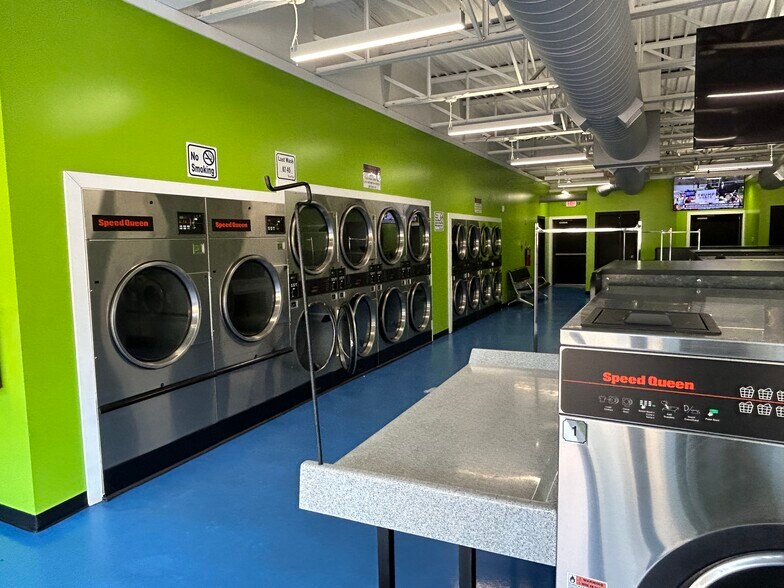 More Photos Of 6347-6359 E Navy Rd, Millington Freestanding For Sale