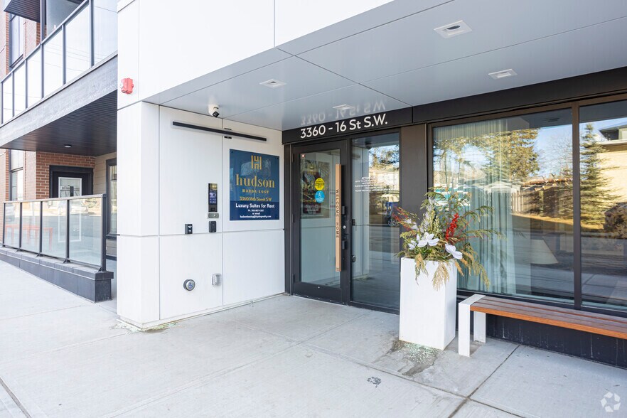 More Photos Of 3360 16th St SW, Calgary Apartments For Lease