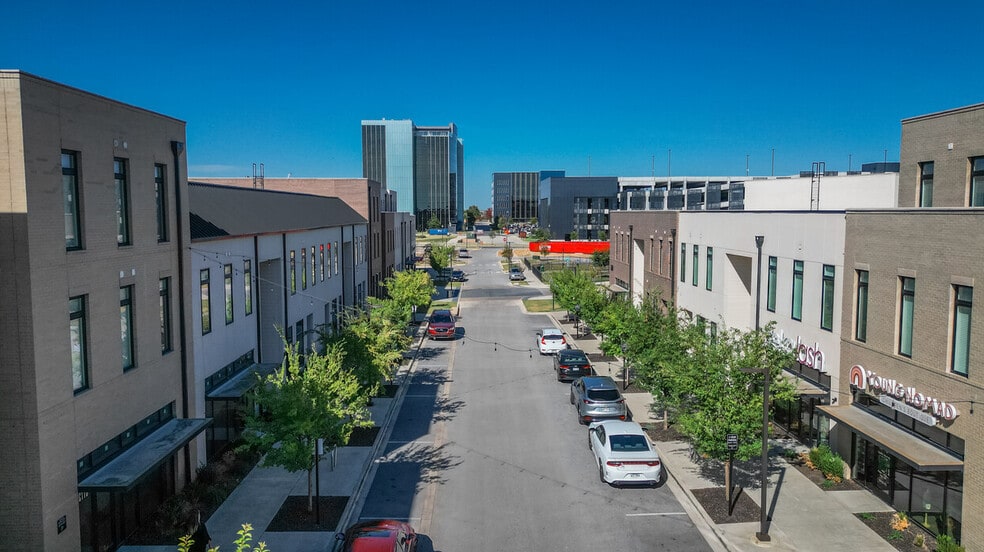 More Photos Of 5100 W Park Dr, Rogers Unknown For Lease