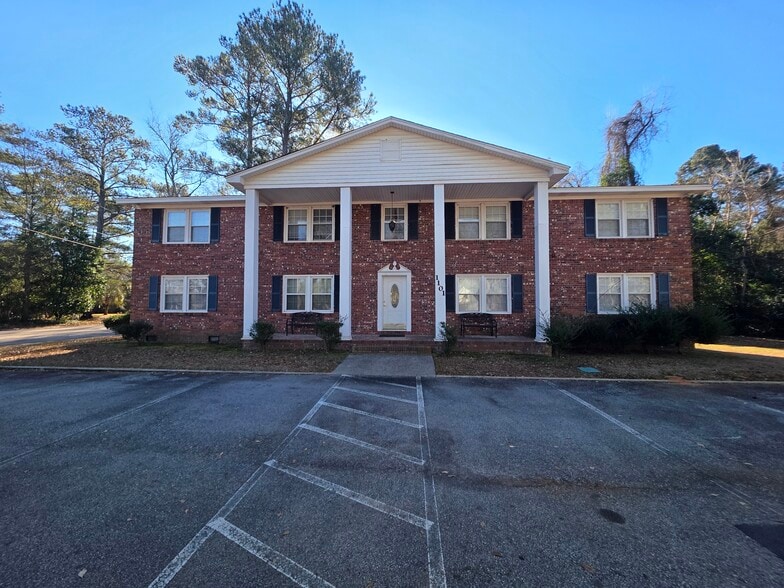 Primary Photo Of 1101 Comanchee Trl, West Columbia Multifamily For Sale