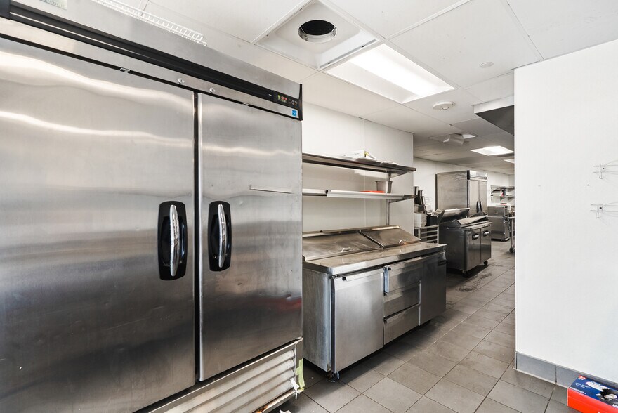 More Photos Of 345 Wabasha St N, Saint Paul Apartments For Lease