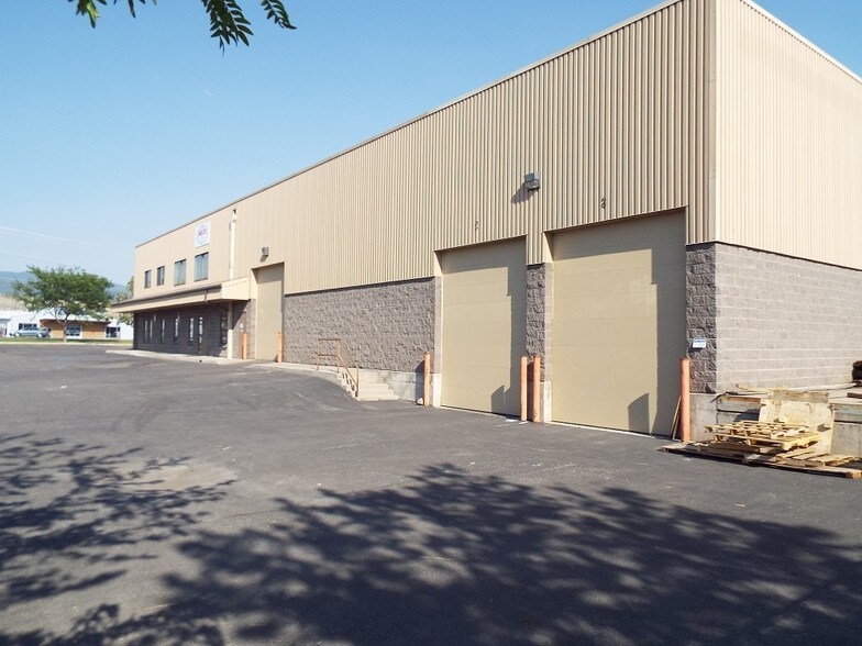 More Photos Of 2901 W Broadway St, Missoula Flex For Lease