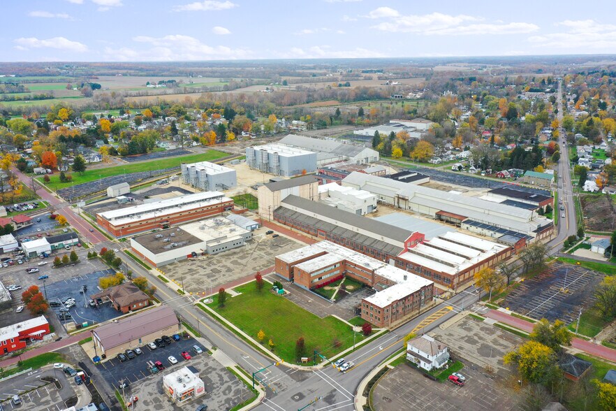 More Photos Of 105 N Sandusky St, Mount Vernon Unknown For Lease