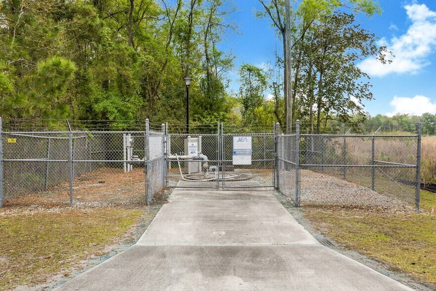 More Photos Of 514 Addor Ln, Jacksonville Land For Lease