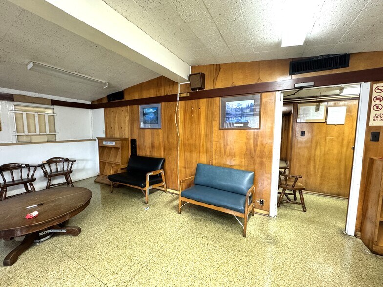 More Photos Of 7112 Lyons Ave, Houston Medical For Lease