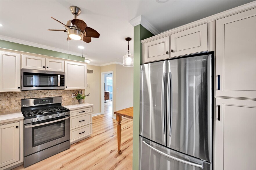 More Photos Of 3419 Market St, Camp Hill Storefront Retail Office For Sale