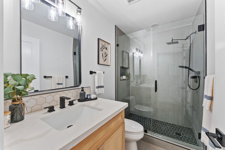 More Photos Of 4286 Samoset Ave, San Diego Multifamily For Sale