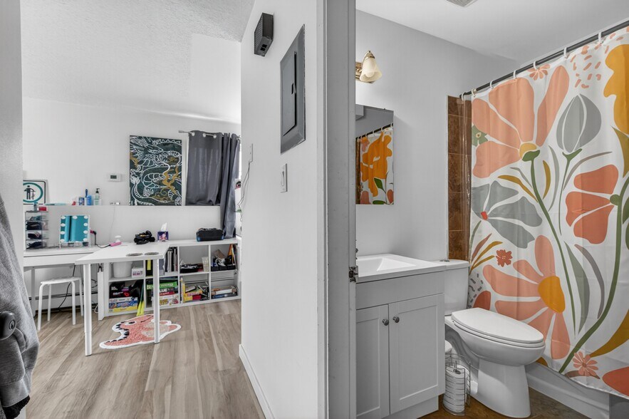 More Photos Of 5015 48 St, Legal Apartments For Sale