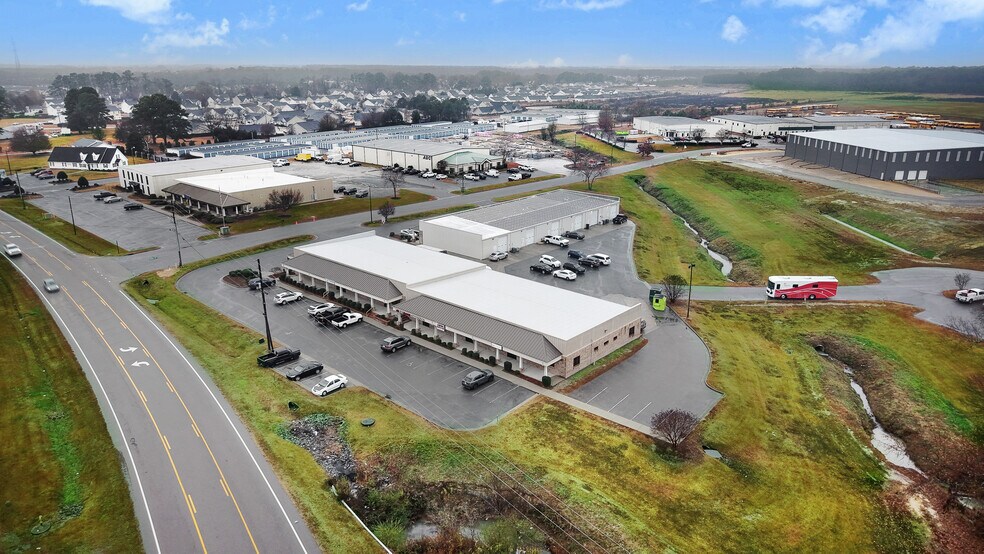 More Photos Of 1990 Woodridge Park Rd, Greenville Research And Development For Lease