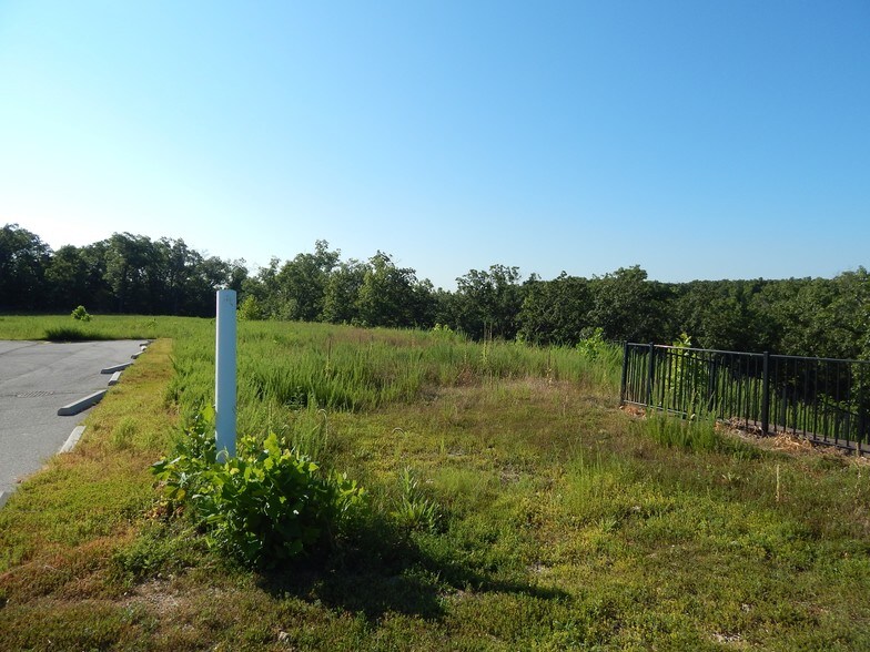 More Photos Of 5780 Osage Beach Pky, Osage Beach Medical For Sale