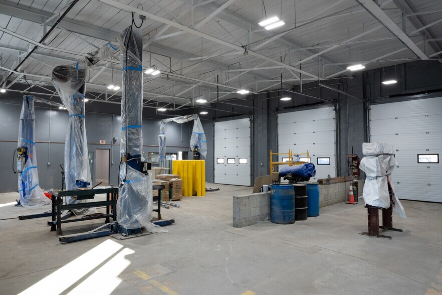 More Photos Of 42 County St, Attleboro Unknown For Lease