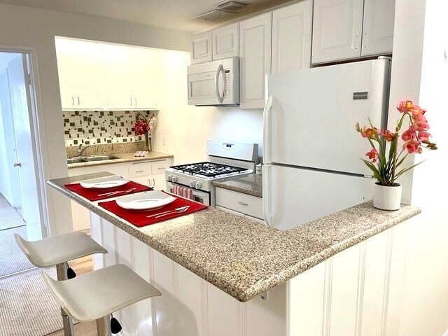 More Photos Of 1453 S Westgate Ave, Los Angeles Apartments For Sale