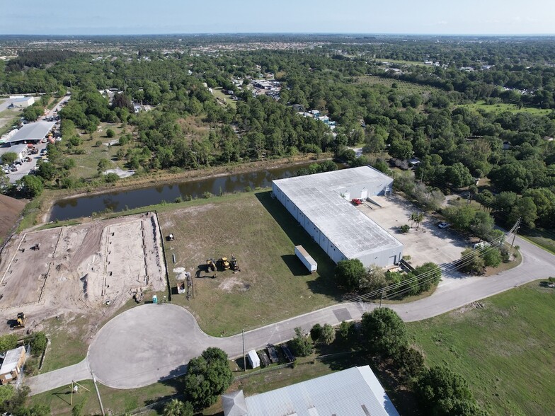 More Photos Of 5000 42nd pl, Vero Beach Industrial For Sale