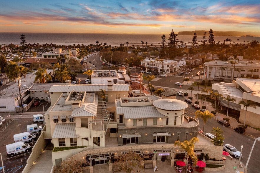 More Photos Of 1033 B Ave, Coronado Office For Lease