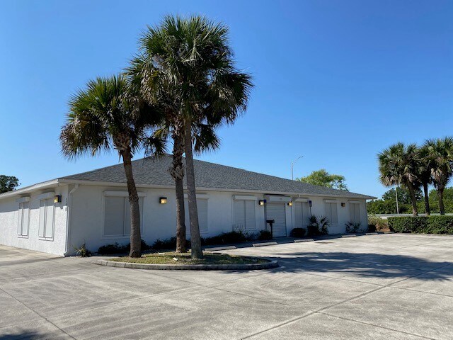 More Photos Of 240 SE Interstate Ct, Palm Bay Warehouse For Sale