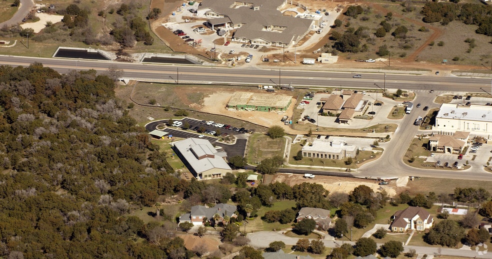 More Photos Of 2021 W Hwy 46, New Braunfels Office For Lease