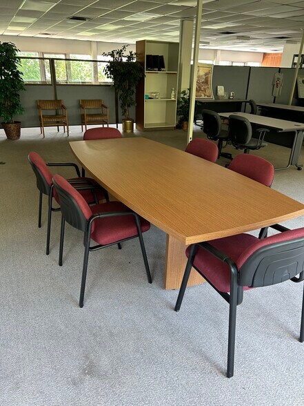 More Photos Of 1 Kiski Ave, Leechburg Office For Sale