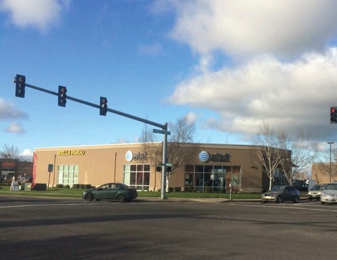 More Photos Of 4325-4355 W 11th Ave, Eugene Unknown For Lease