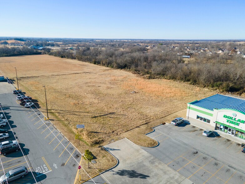 More Photos Of 410 Wall St, Wagoner Land For Sale